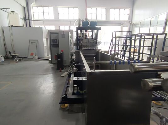 Extrusión de banda de PP de alta capacidad de 240 kg/h: 1 de 6