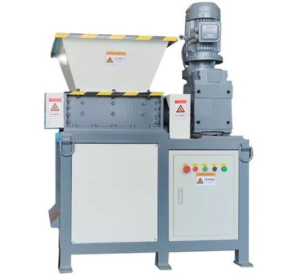 Máquina de trituración de paletas de un solo eje hidráulica multifunción automática inversa