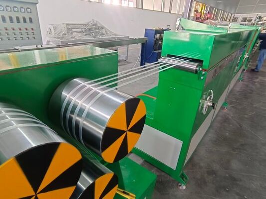 Bloqueo neumático del eje para facilitar la carga y descarga de los rollos