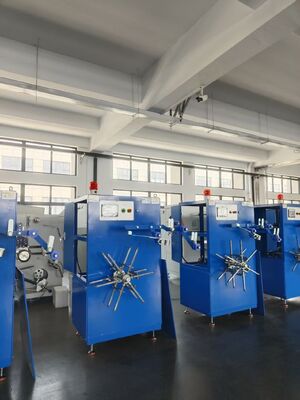 Envase de manguera con diámetro de bobina ajustable